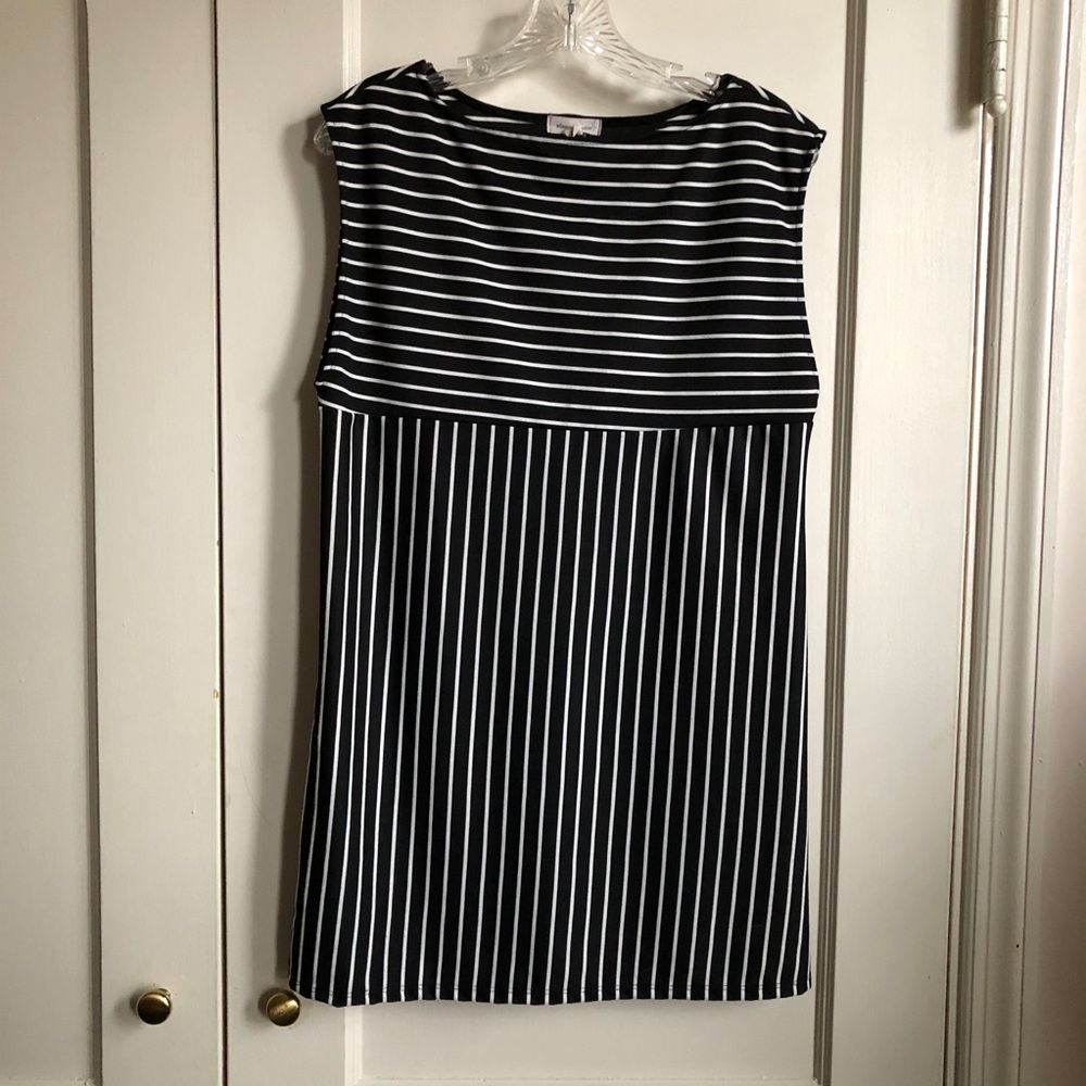 Silence + Noise UO Striped Sleeveless Tunic Top